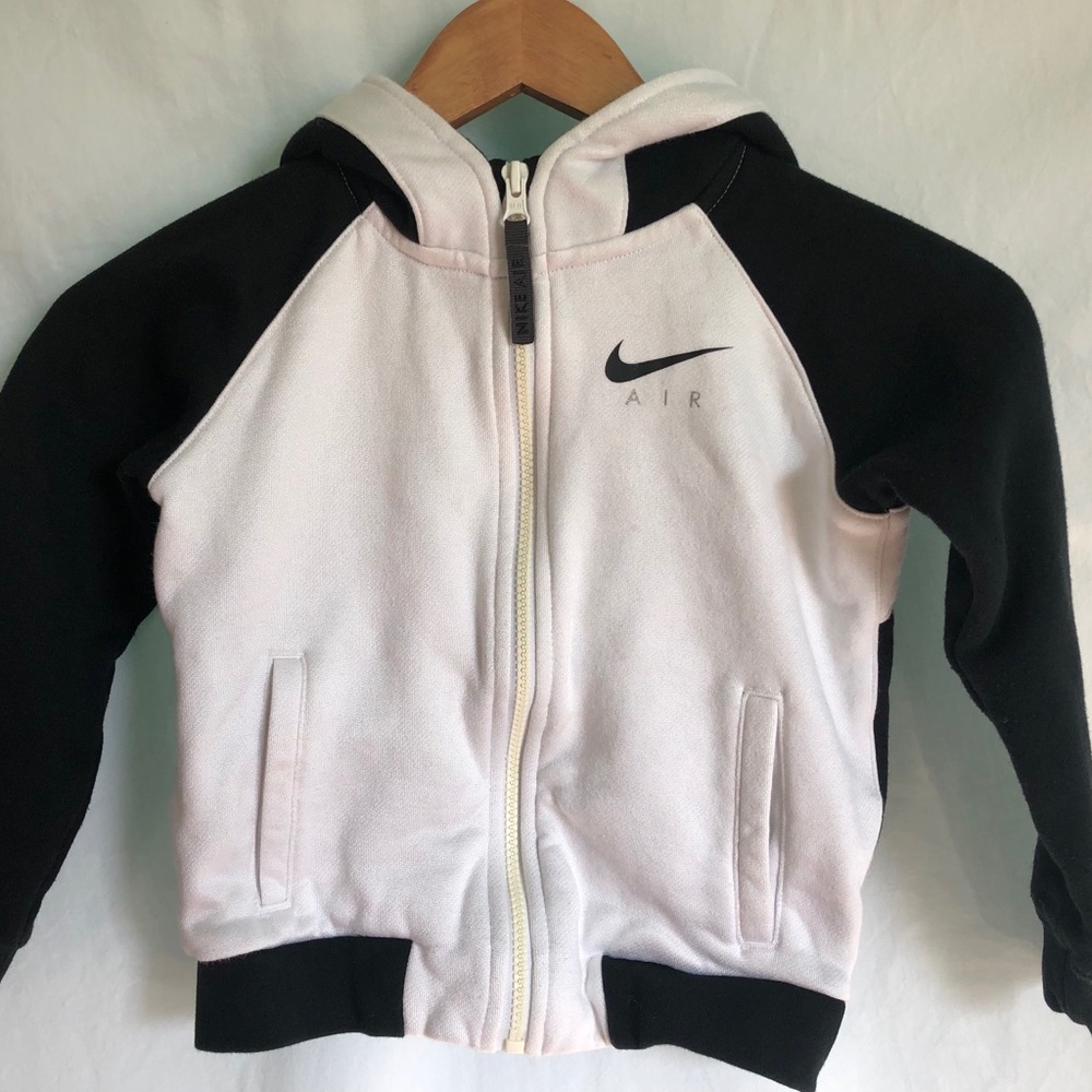 Nike Air Boys’ (size S/5) Zip-Up Hoodie